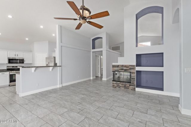 3238 E Javelina Avenue, Mesa, AZ 85204