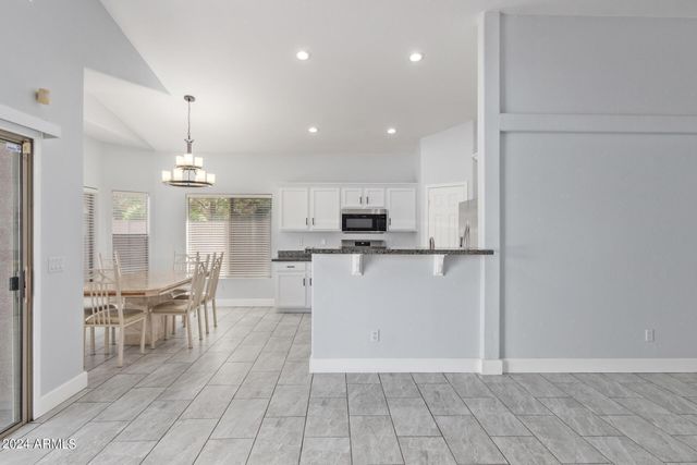 3238 E Javelina Avenue, Mesa, AZ 85204