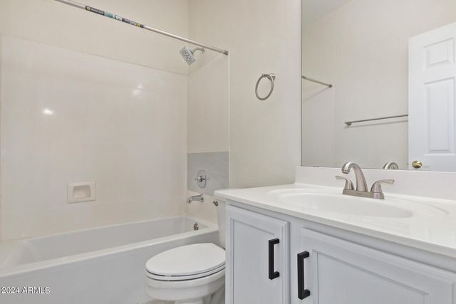 3238 E Javelina Avenue, Mesa, AZ 85204