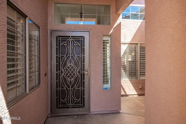 3238 E Javelina Avenue, Mesa, AZ 85204