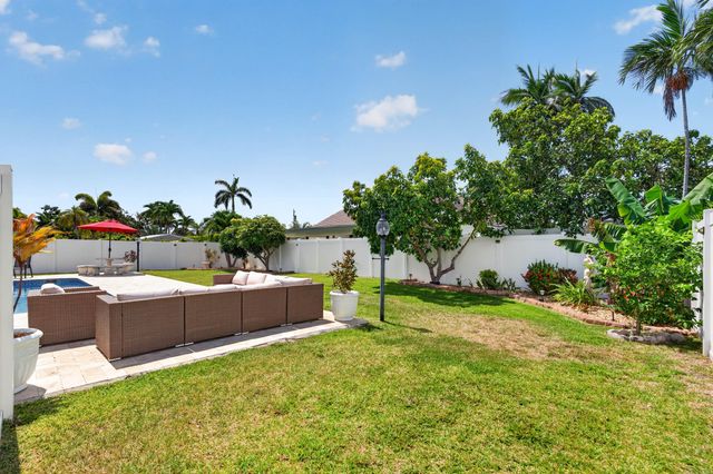 1517 SE 14TH Street, Deerfield Beach, FL 33441