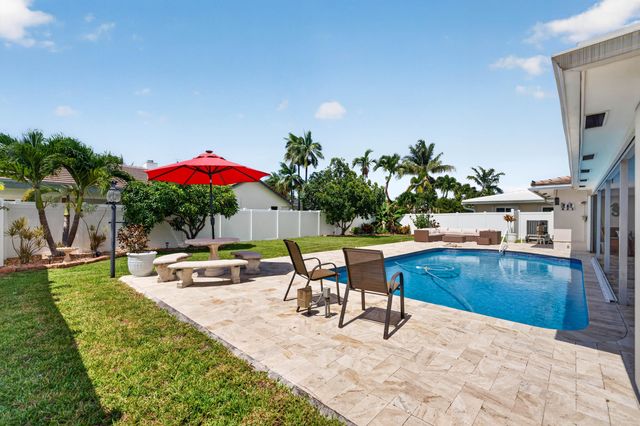 1517 SE 14TH Street, Deerfield Beach, FL 33441