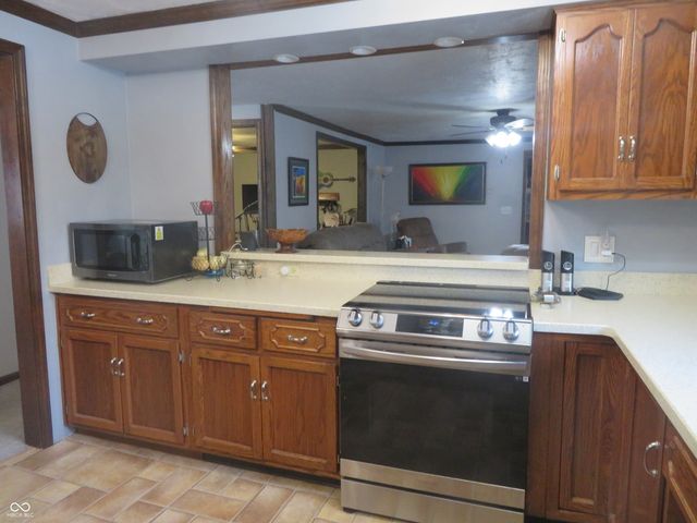 5697 N Olivia Drive, Alexandria, IN 46001