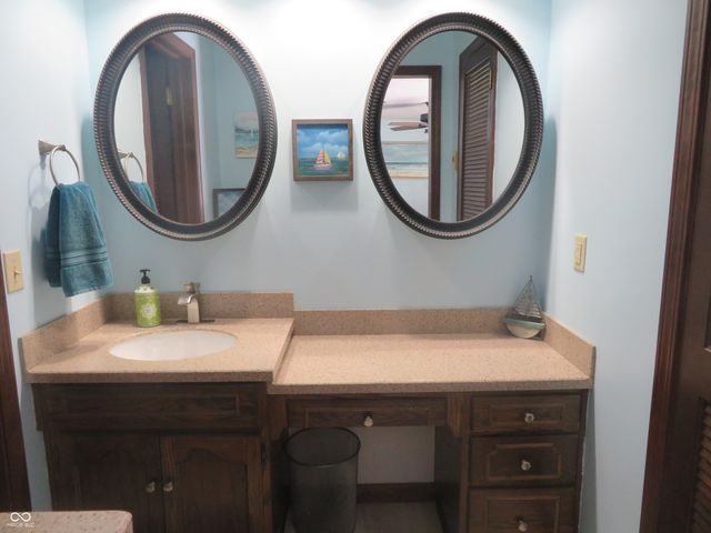 5697 N Olivia Drive, Alexandria, IN 46001