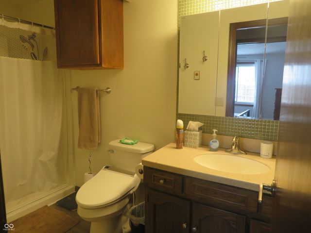 5697 N Olivia Drive, Alexandria, IN 46001