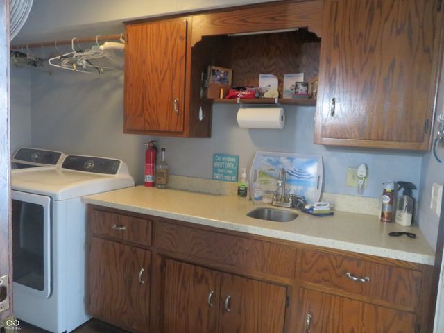 5697 N Olivia Drive, Alexandria, IN 46001