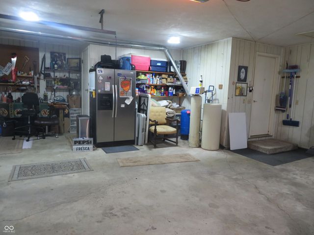 5697 N Olivia Drive, Alexandria, IN 46001