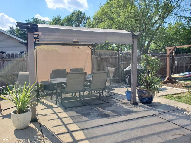 5697 N Olivia Drive, Alexandria, IN 46001