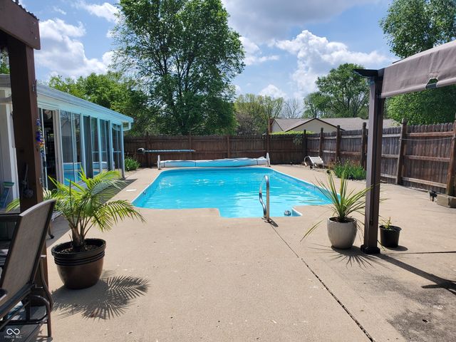 5697 N Olivia Drive, Alexandria, IN 46001