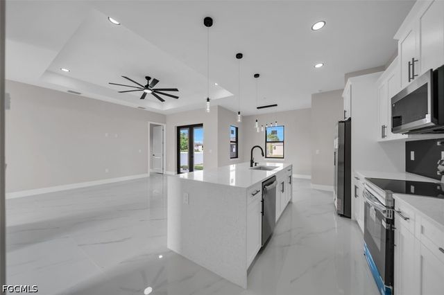 3402 15th ST SW, Lehigh Acres, FL 33976