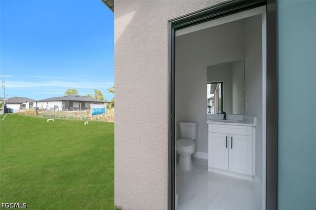 3402 15th ST SW, Lehigh Acres, FL 33976