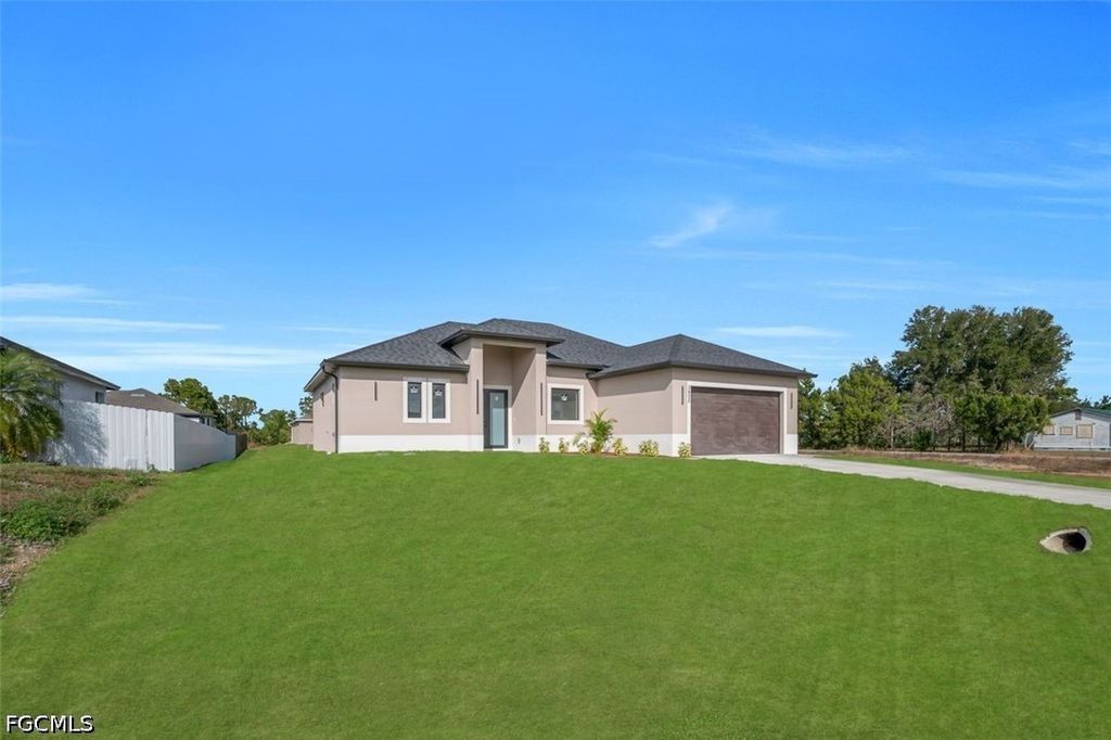 3402 15th ST SW, Lehigh Acres, FL 33976
