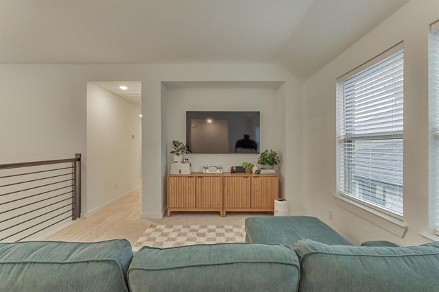 530 W Cascade Heights Drive, Montgomery, TX 77316