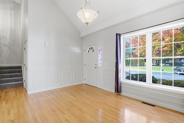 71 N High St Unit 3, Derry, NH 03038