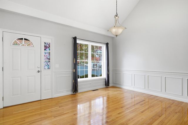 71 N High St Unit 3, Derry, NH 03038