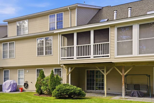 71 N High St Unit 3, Derry, NH 03038