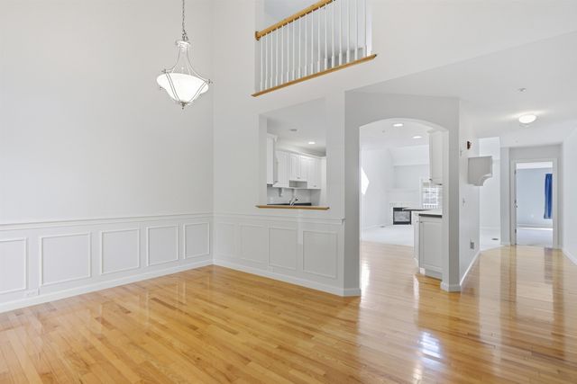 71 N High St Unit 3, Derry, NH 03038