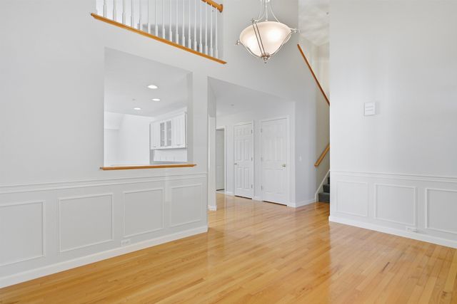 71 N High St Unit 3, Derry, NH 03038