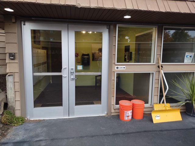 9024 N Country Homes Blvd, Spokane, WA 99218