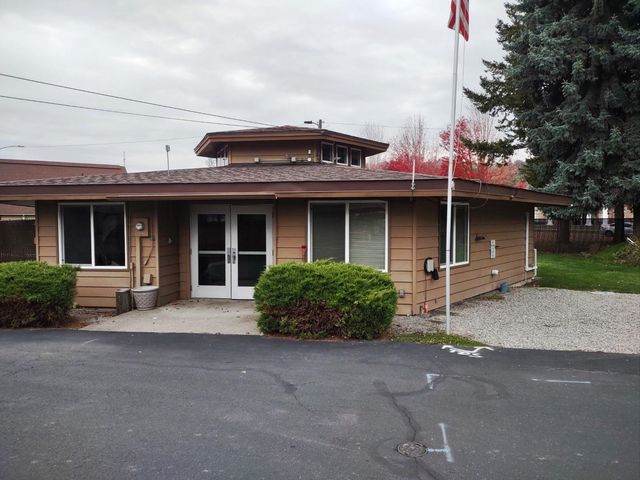 9024 N Country Homes Blvd, Spokane, WA 99218
