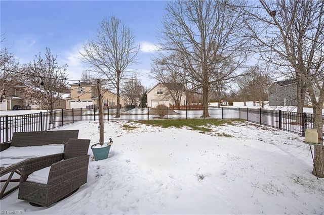 117 Windsor Circle, Advance, NC 27006