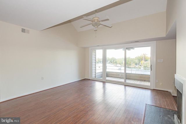 4 PRESIDENT POINT DR #A3, Annapolis, MD 21403