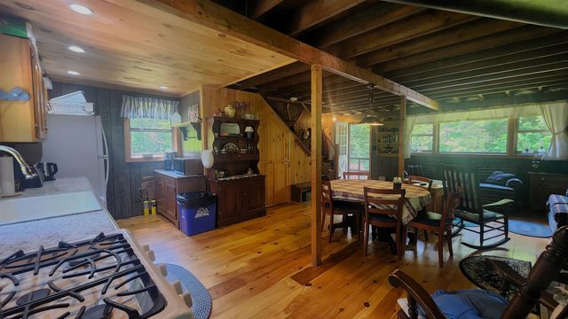 1372 Potash Brook Road, Chester, VT 05143