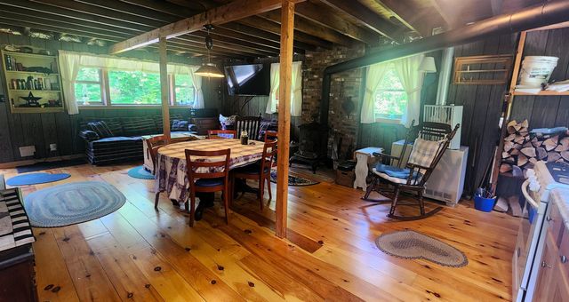 1372 Potash Brook Road, Chester, VT 05143