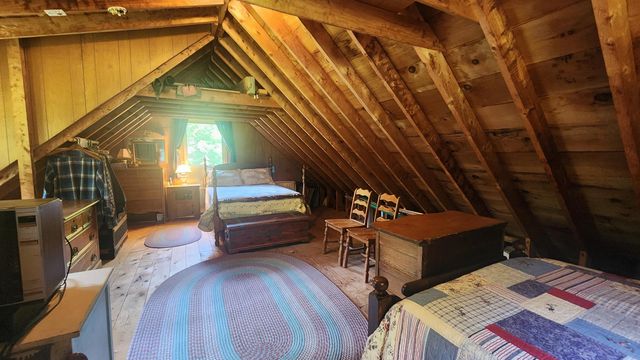 1372 Potash Brook Road, Chester, VT 05143
