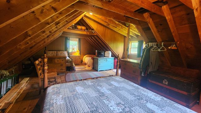 1372 Potash Brook Road, Chester, VT 05143