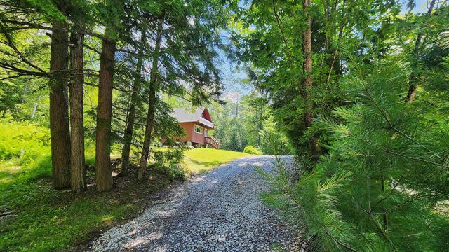 1372 Potash Brook Road, Chester, VT 05143