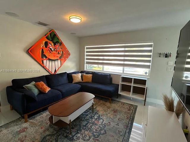 16231 SW 99th Ct, Miami, FL 33157