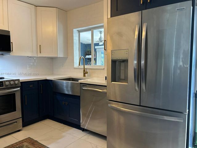 16231 SW 99th Ct, Miami, FL 33157