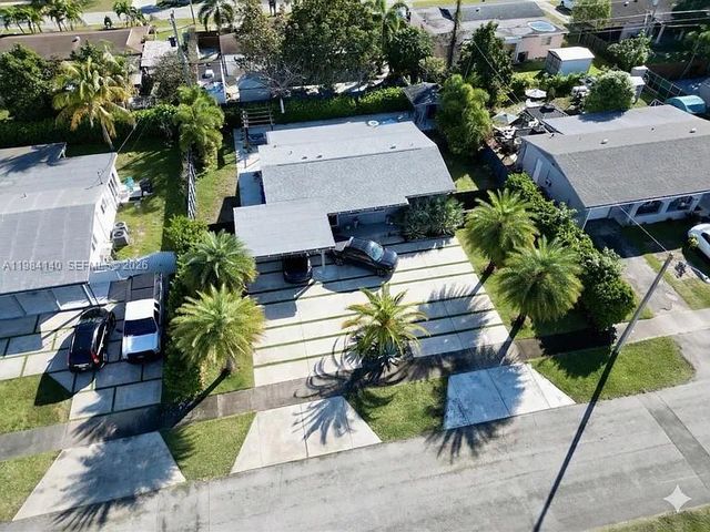 16231 SW 99th Ct, Miami, FL 33157