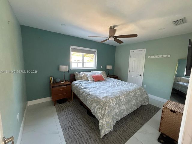 16231 SW 99th Ct, Miami, FL 33157