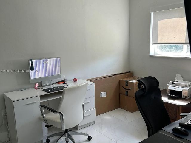 16231 SW 99th Ct, Miami, FL 33157