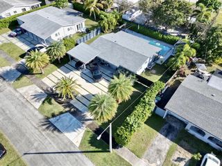 16231 SW 99th Ct, Miami, FL 33157