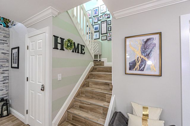 405 Maplewood Drive 405, Greenacres, FL 33415