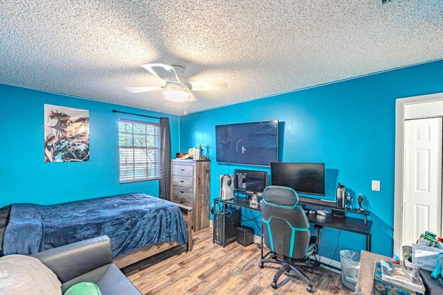 405 Maplewood Drive 405, Greenacres, FL 33415