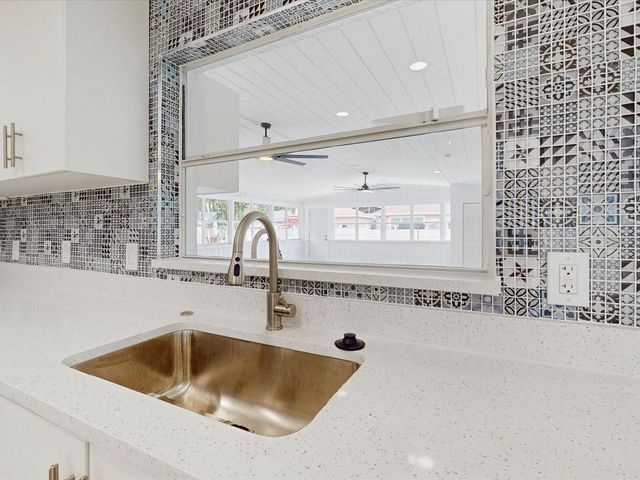 2401 BEL AIR CIRCLE, Kissimmee, FL 34743