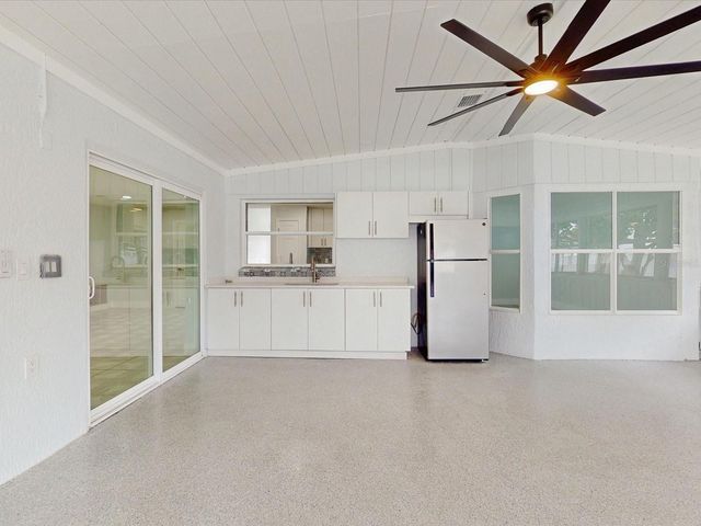 2401 BEL AIR CIRCLE, Kissimmee, FL 34743