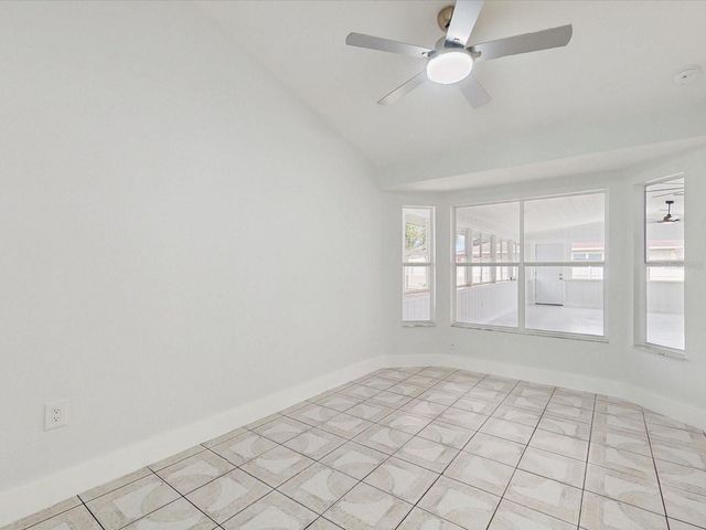 2401 BEL AIR CIRCLE, Kissimmee, FL 34743