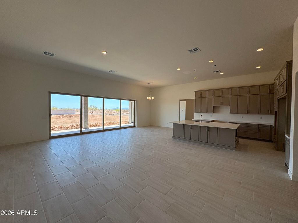 9545 W LIMESTONE MOUNTAIN Drive, Casa Grande, AZ 85194 — exterior