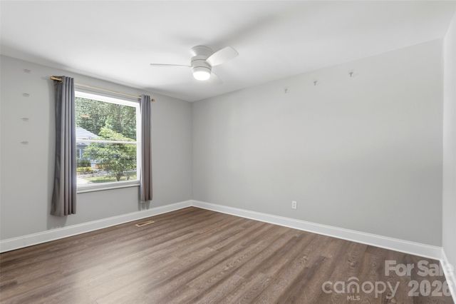 716 Regency Drive, Charlotte, NC 28211