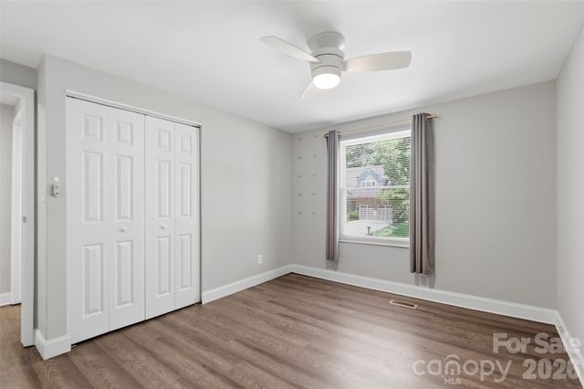 716 Regency Drive, Charlotte, NC 28211