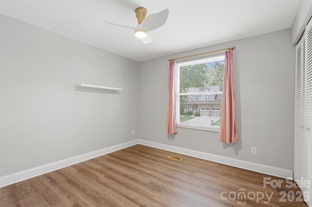 716 Regency Drive, Charlotte, NC 28211