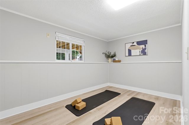 716 Regency Drive, Charlotte, NC 28211