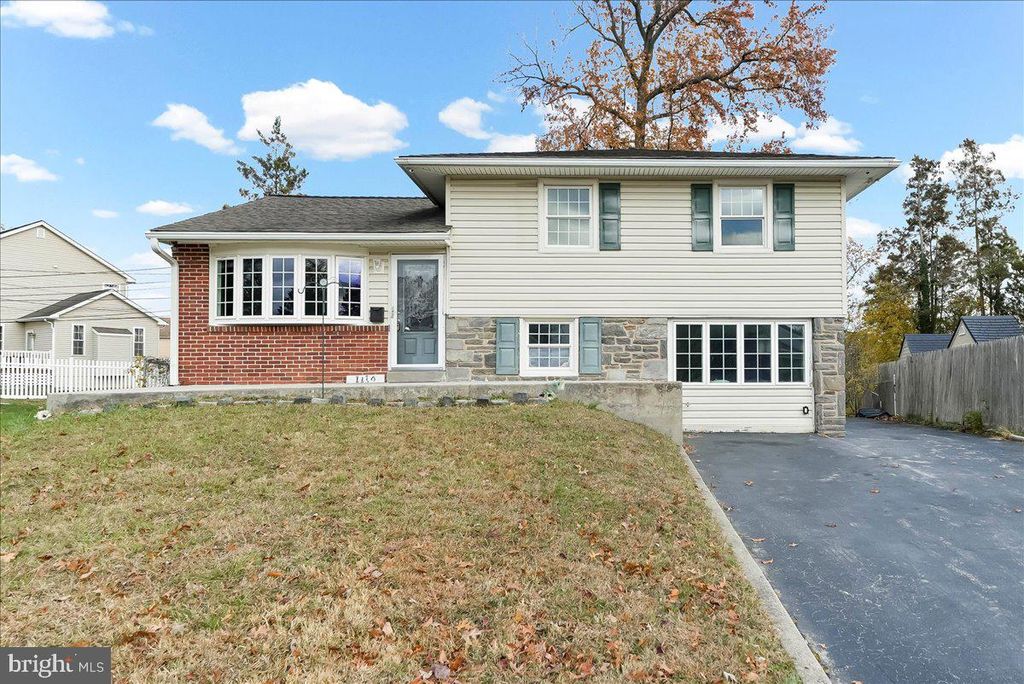 1114 WYNNBROOK RD, Secane, PA 19018