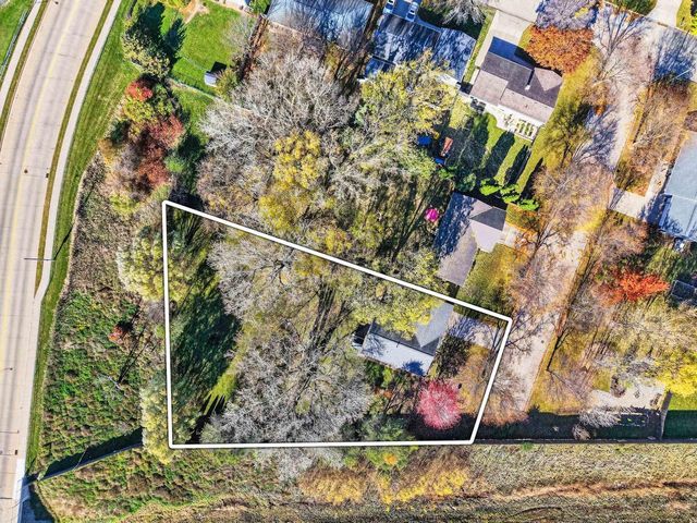 2919 S MOON BEAM COURT, Appleton, WI 54915