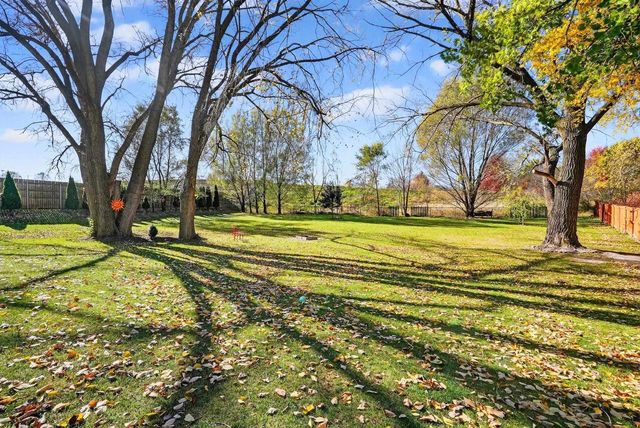 2919 S MOON BEAM COURT, Appleton, WI 54915